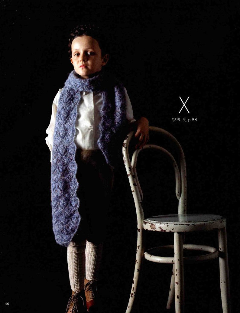 A Hand Knitted Scraf that Looks Beautiful on Both Sides (2014) (CHINESE)