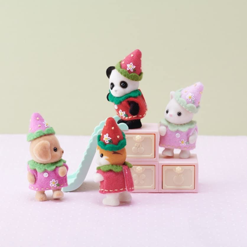 Sylvanian Families Dress-up Clothes Made With Felt (Kimiko Sasaki) (Lady Boutique Series No.8226)