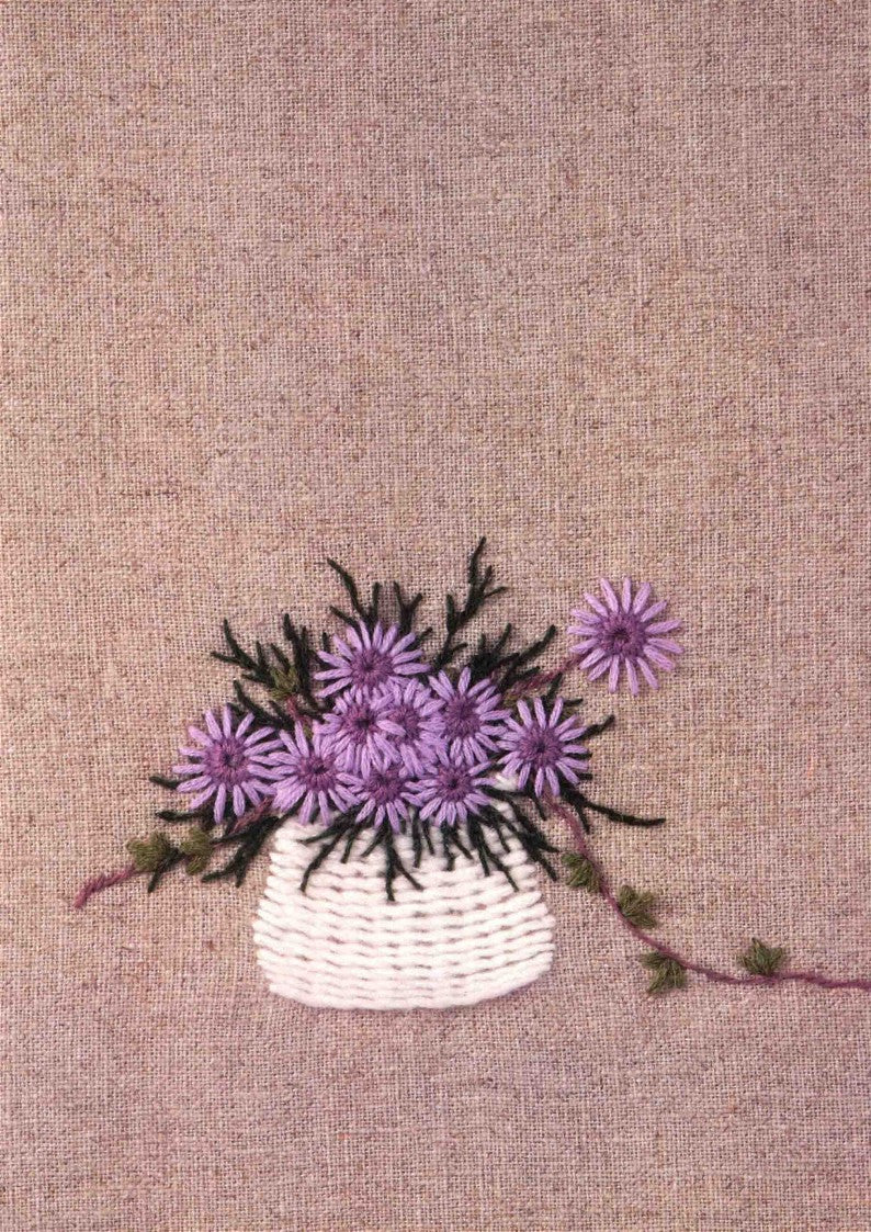 Korean Style Flower and Grass Embroidery - 50 Kinds of Flowers Embroidery (2015) (CHINESE)