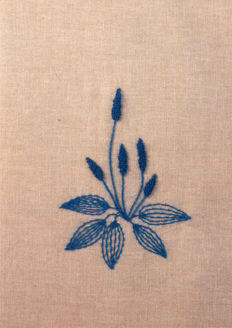 Korean Style Flower and Grass Embroidery - 50 Kinds of Flowers Embroidery (2015) (CHINESE)