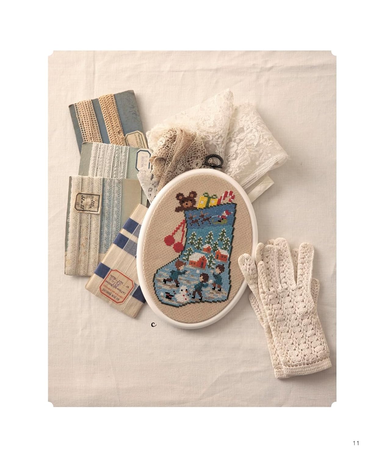 Enjoy Christmas Embroidery on Holy Night (applemints) (2023)