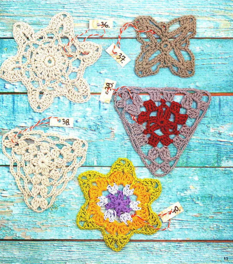 Colorful and Charming Crochet Pieces and Practical Items (2017) (CHINESE)