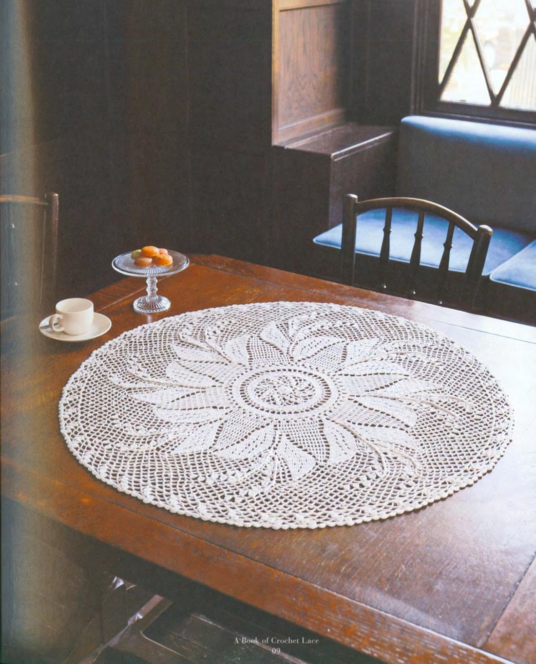 A Book of Crochet Lace - Elegant Lace Knitting (2021)