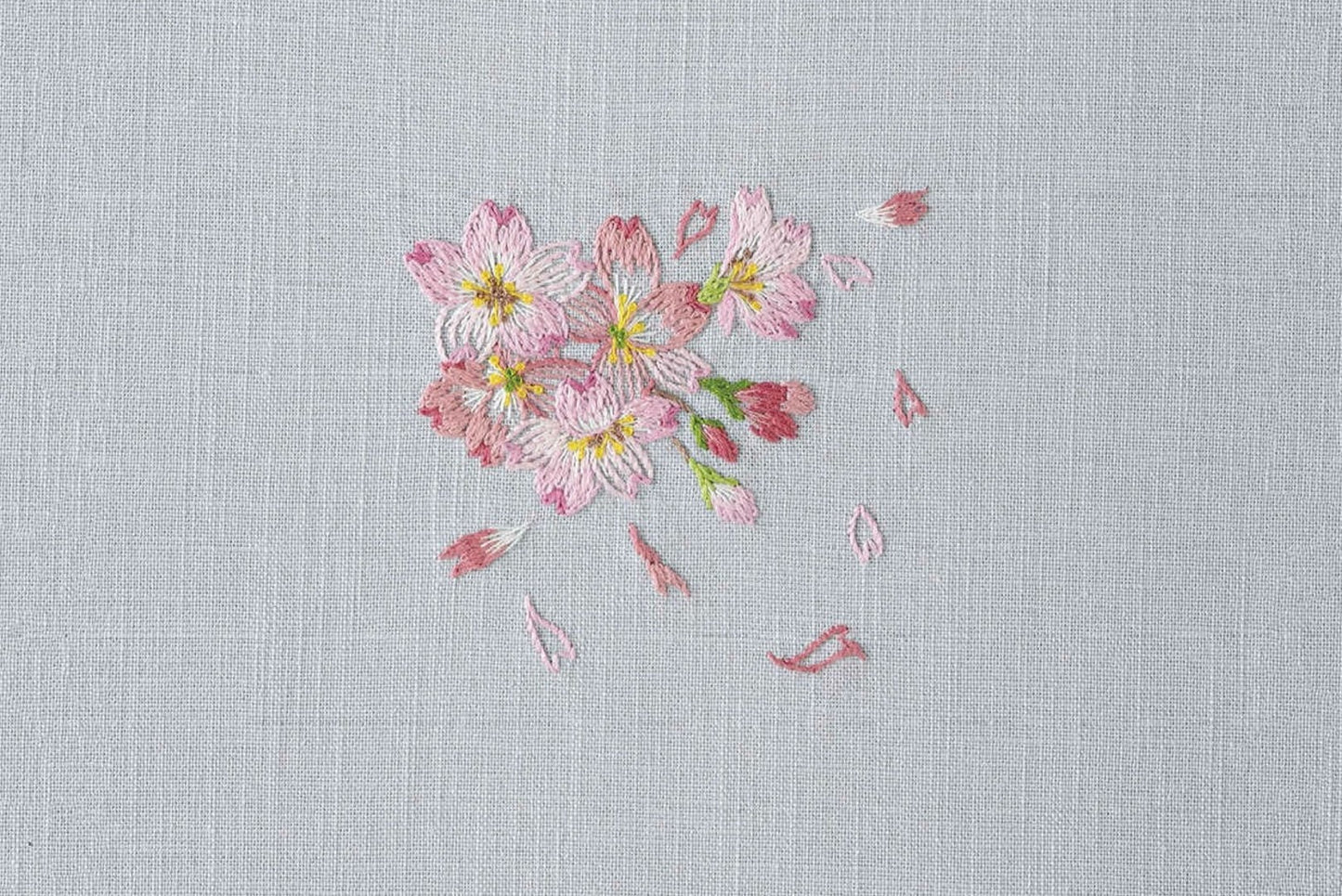 Single Flower Embroidery (Kaoru Totsuka) (2024)