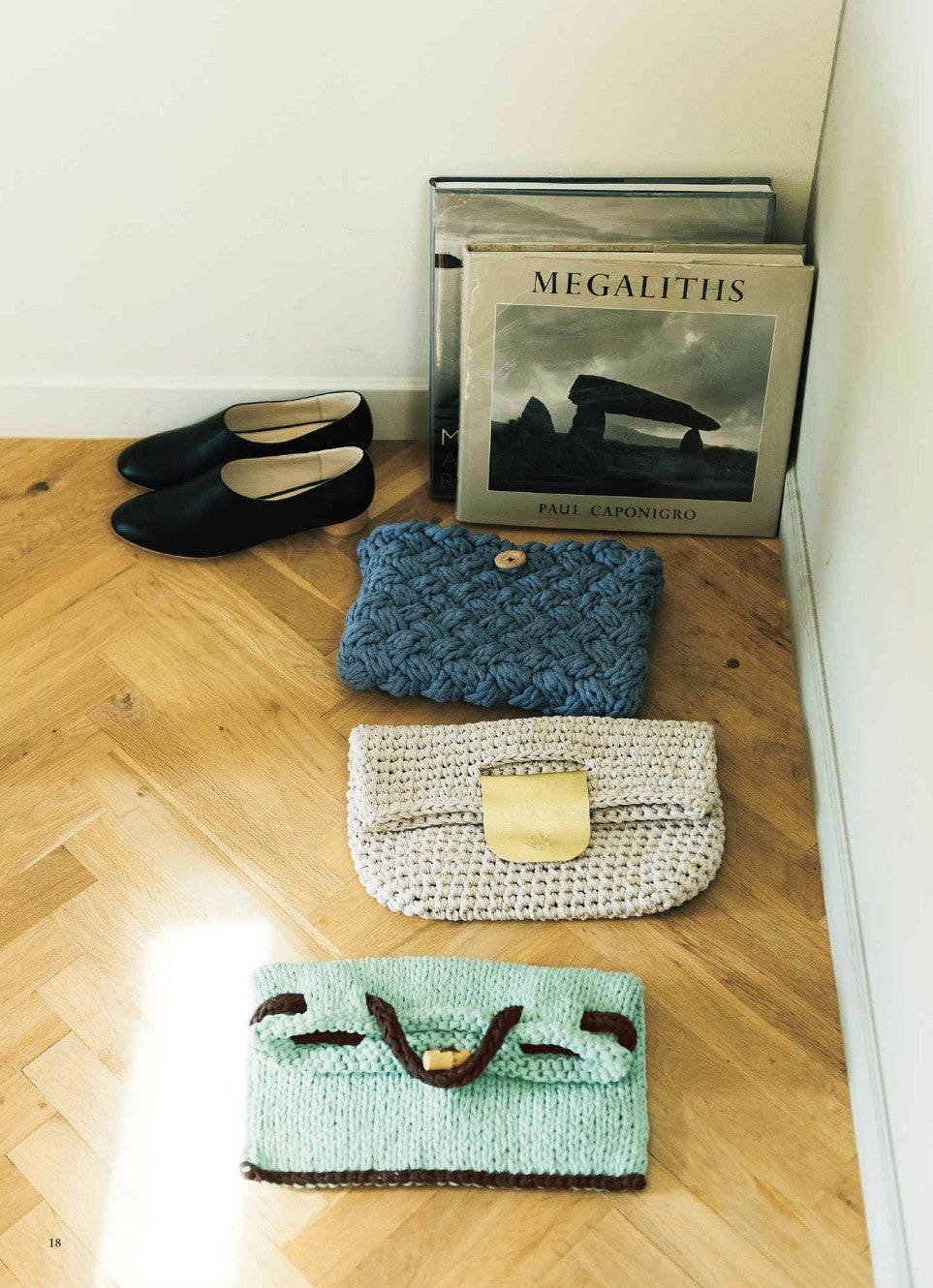 Bags and Miscellaneous Goods Knitted with Zupaghetti (Eriko Aoki)