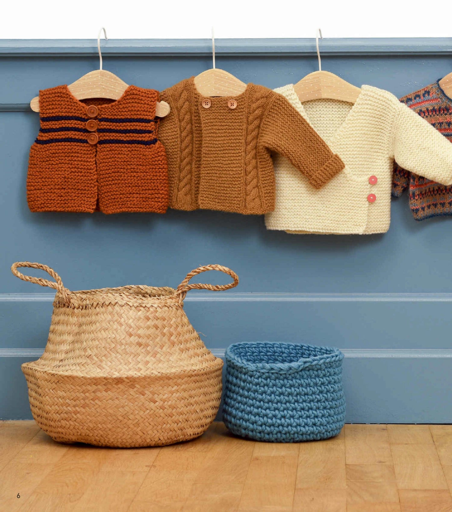 25 Small and Simple Baby Knits Loved in France by La Droguery (2023)