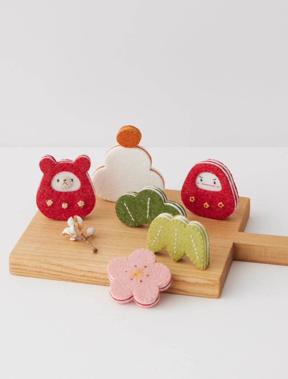 (PREORDER-Delivery in 48hrs) Cute Felt Mascots to Enjoy The Seasons (Matsubokkuri) (2025)
