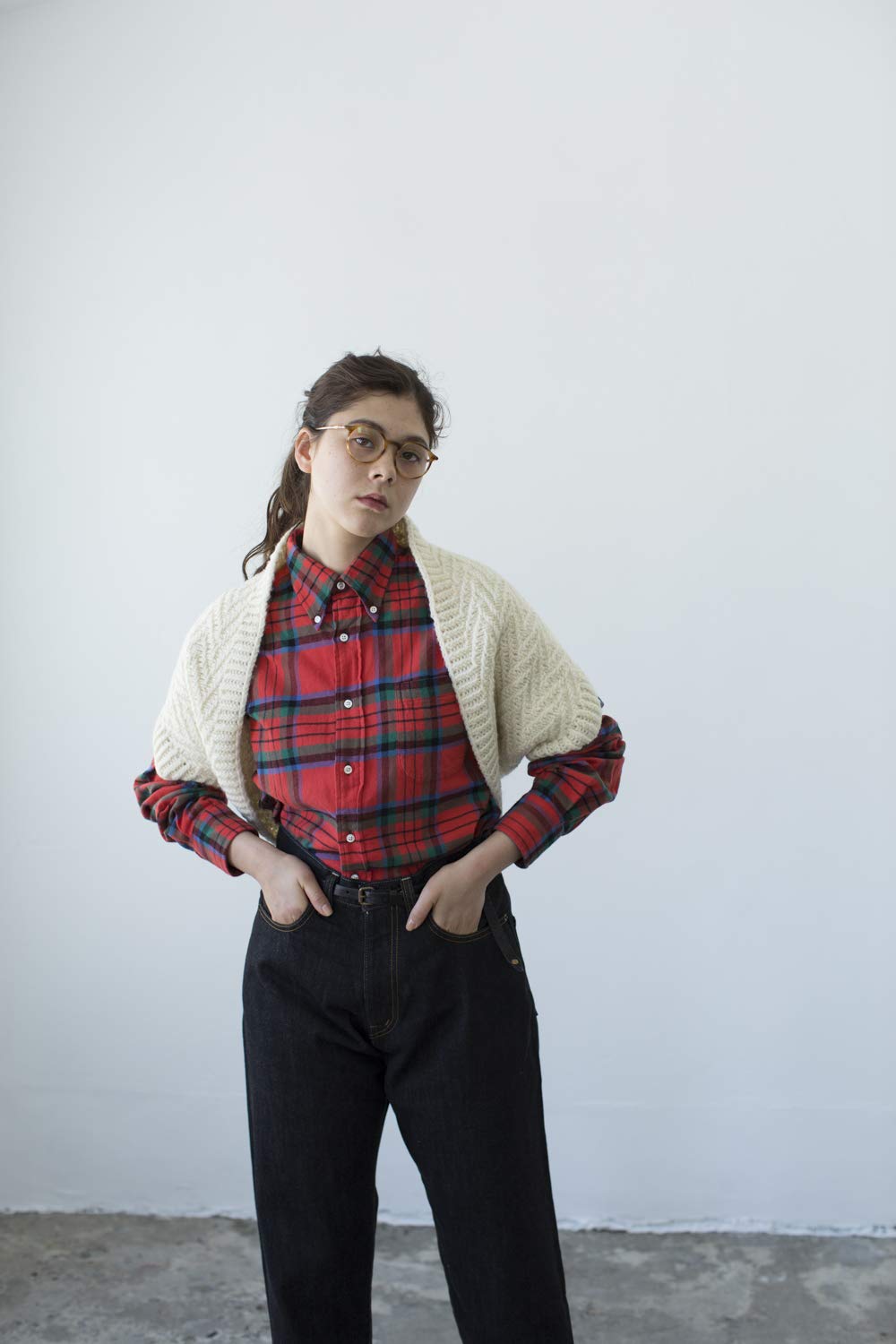 Hand-knitted Things That Look Good on Adults in Shizukudo (2018)