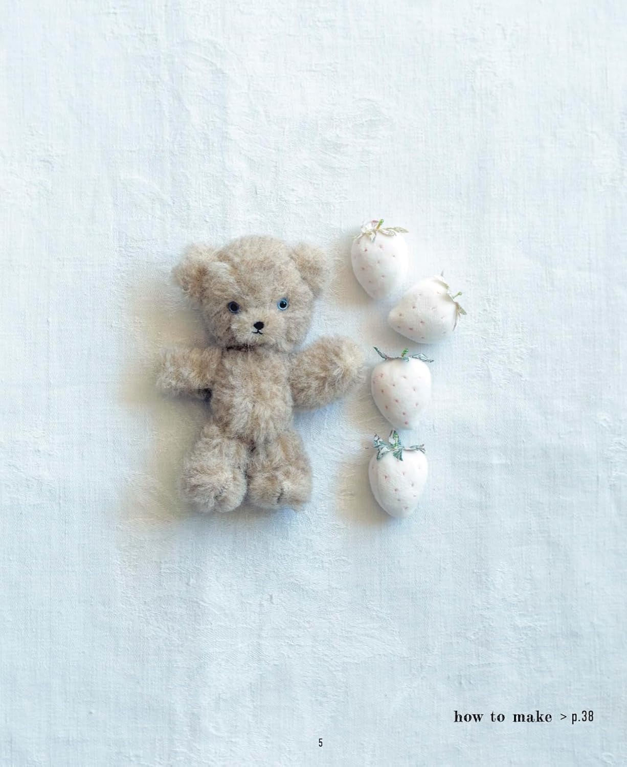 Romantic Plush (Otome to Okaka) (applemints) (2025)