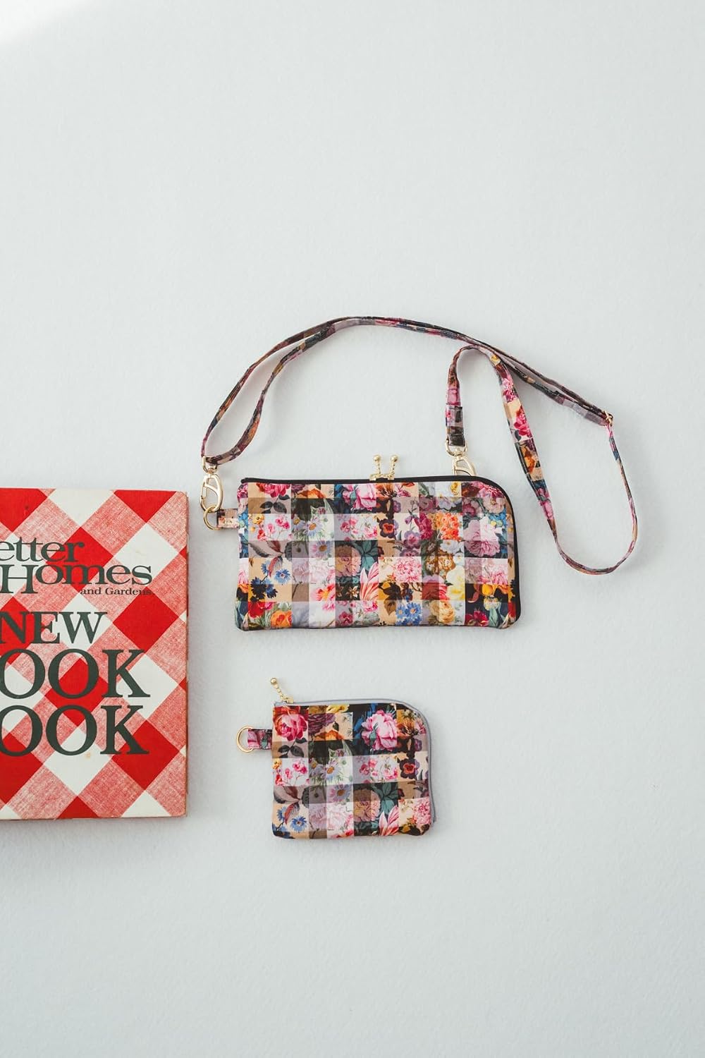 (PREORDER-Delivery in 48hrs) Double The Fun by Making Both! Matching Fabric Accessories (Yasumin) (2024)