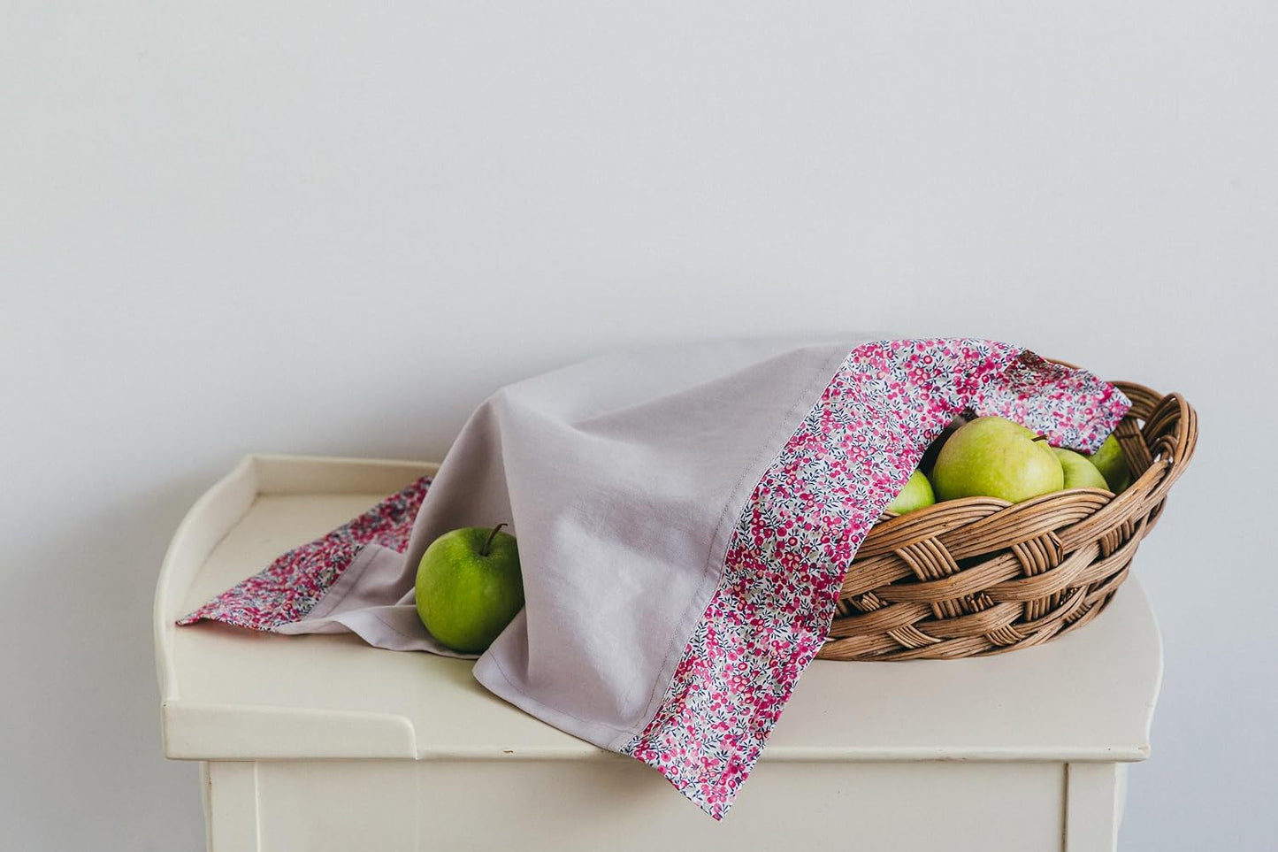 (PREORDER-Delivery in 48hrs) Fabric Crafts You'll Want to make Again and Again (yasumin) (2026)