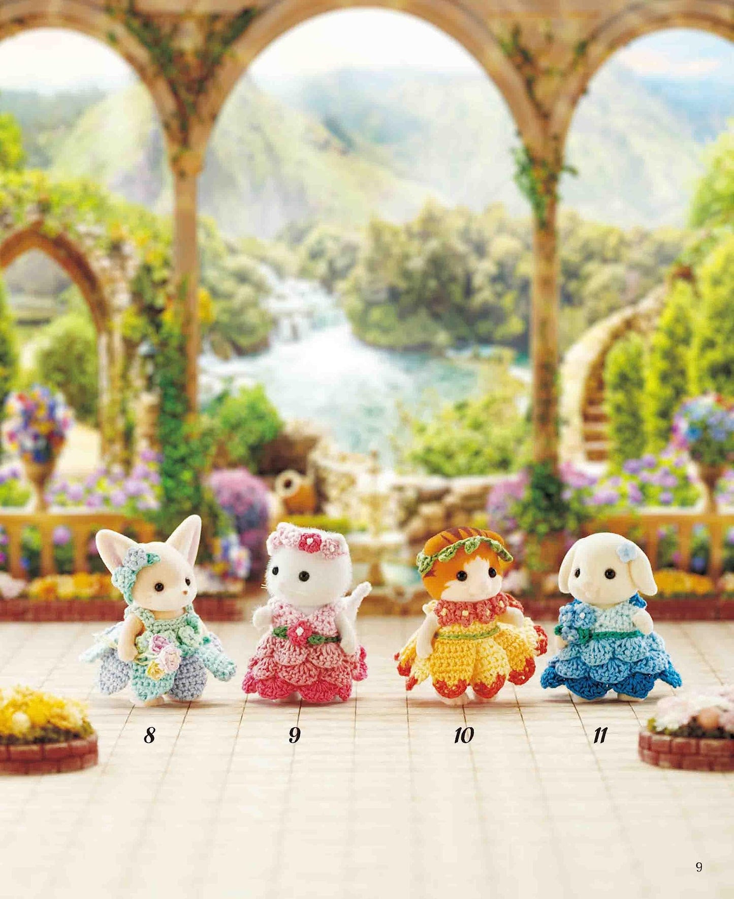 Sylvanian Families Dress-Up Book (2023)