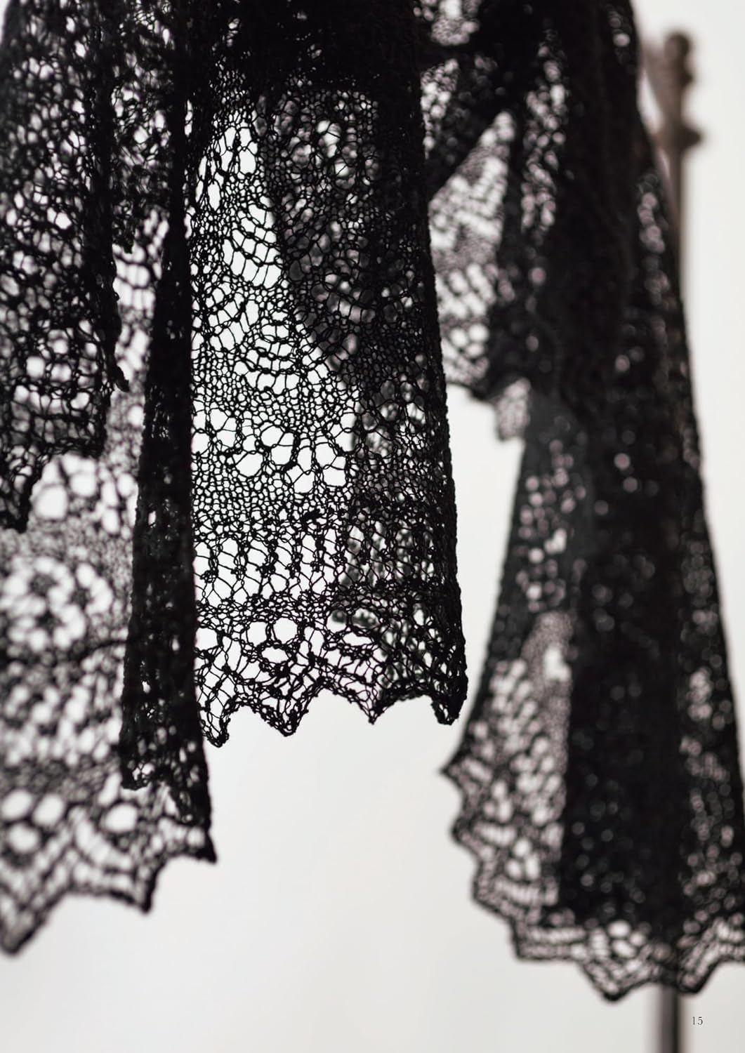 Traditional Knitting Shedland Lace by Fumiko Ueda (2023)