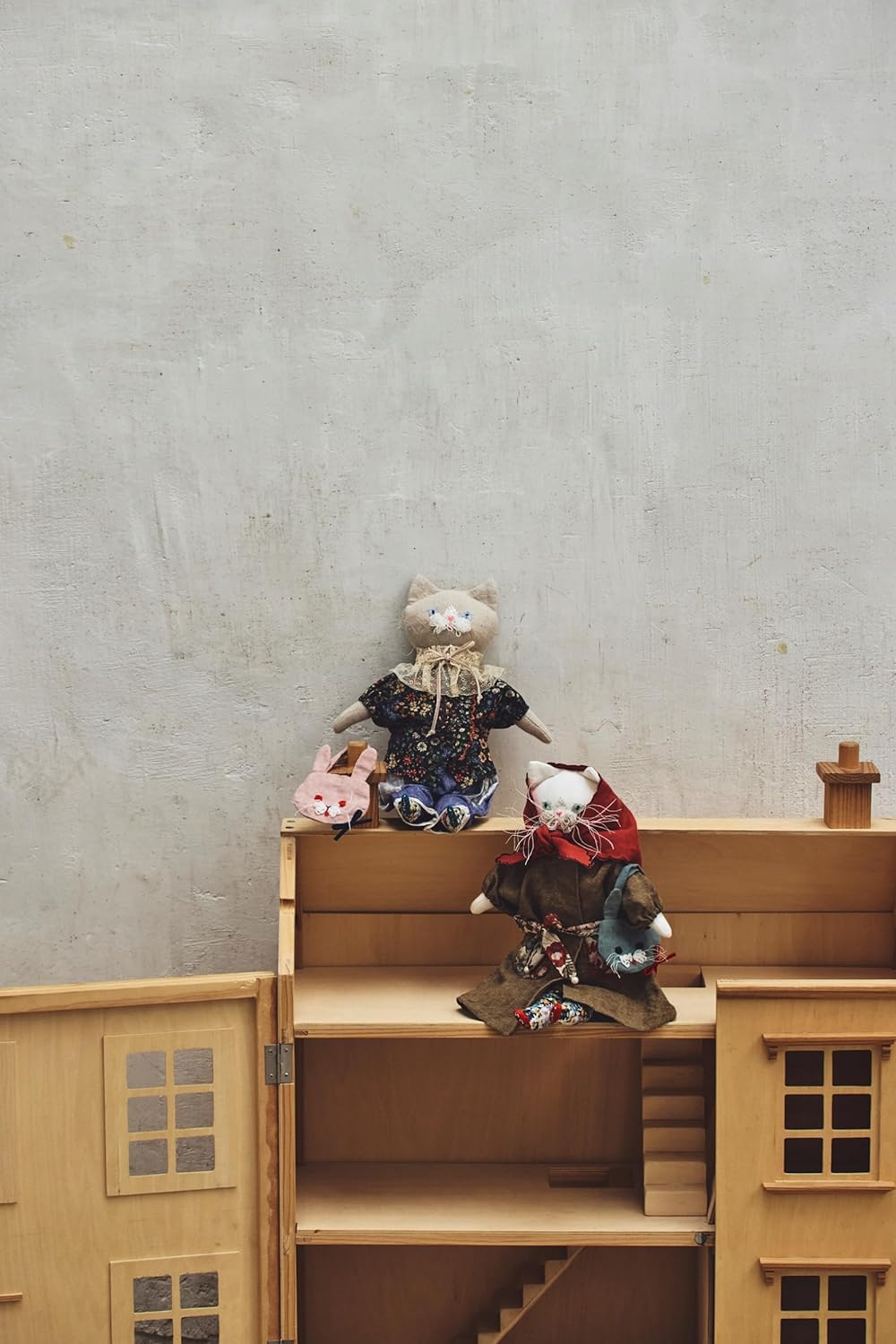 Cat Bags and Accessories Made From Linen (2025)