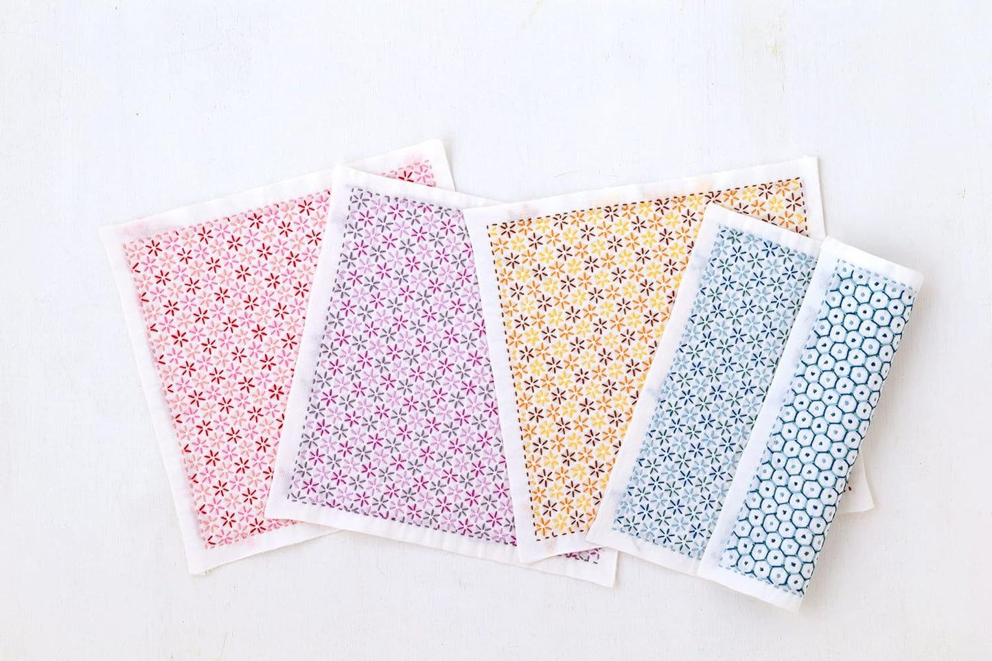 (PREORDER-Delivery in 48hrs) Everyday Sashiko - Single-Stitch Dishcloths and Small Items (Sashikonami) (2021)