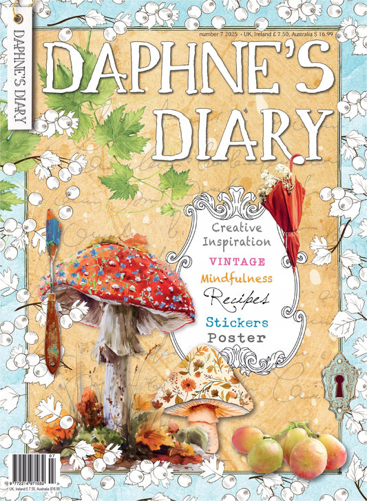Daphne's Diary English Edition - Issue 7 (2025)