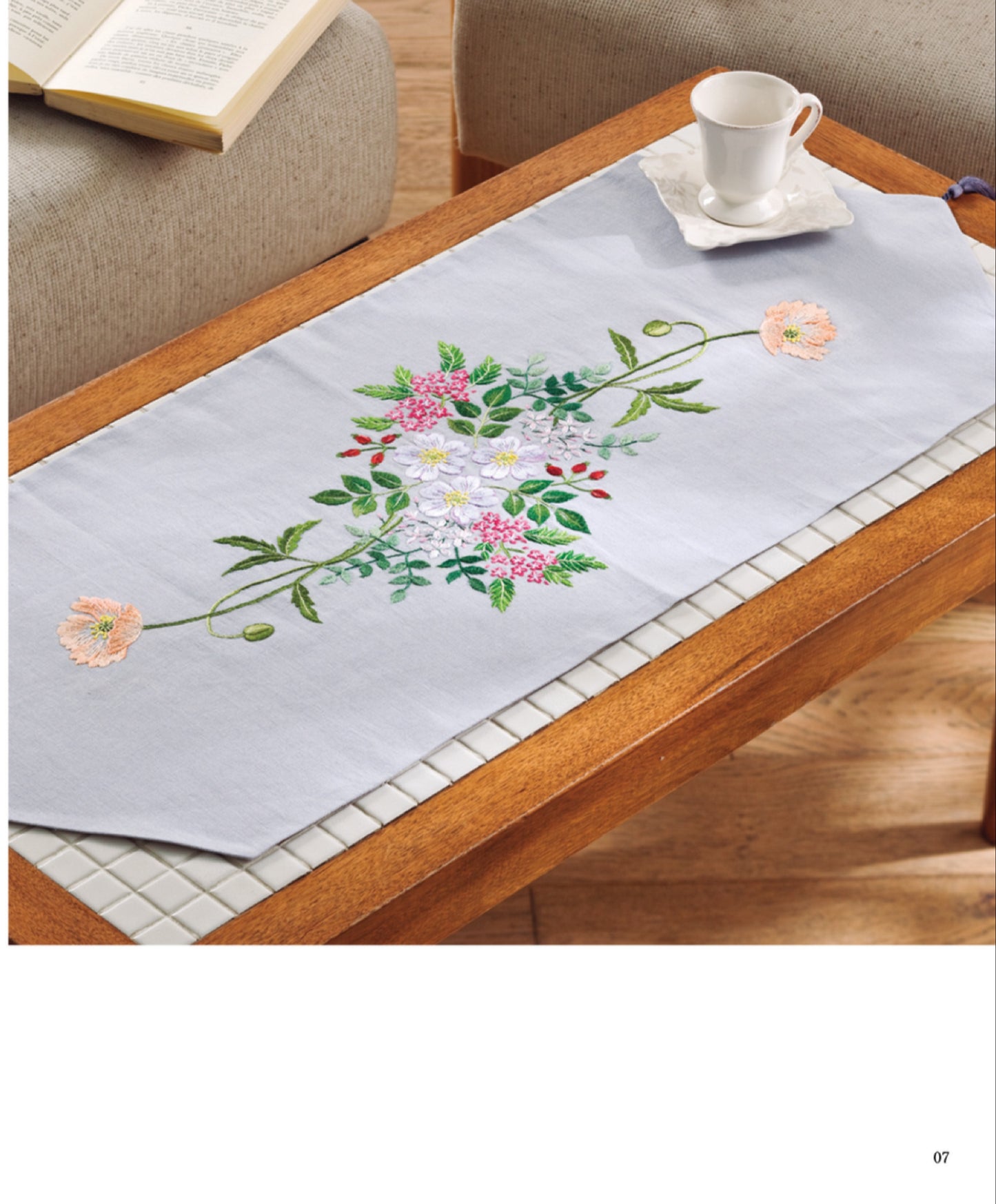 Herb Embroidery on Linen Vol.02 (Sadako Totsuka) (2025)