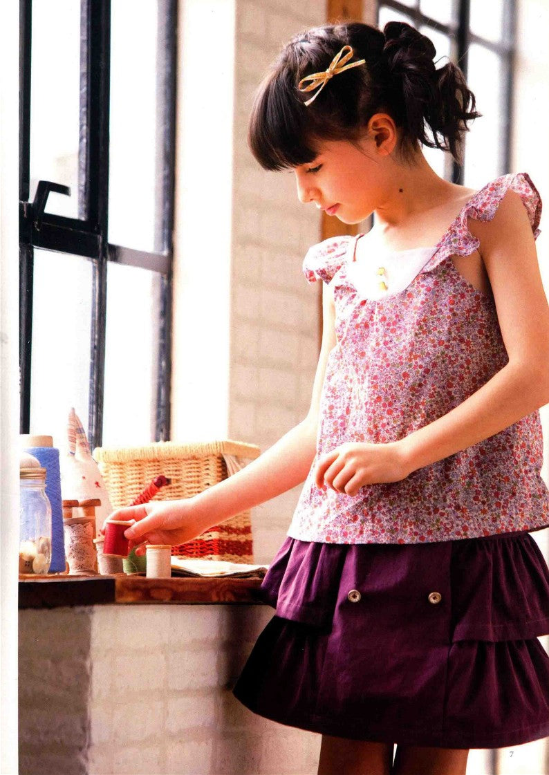 Cute Style Four Season Girls Clothing (2016) (CHINESE)