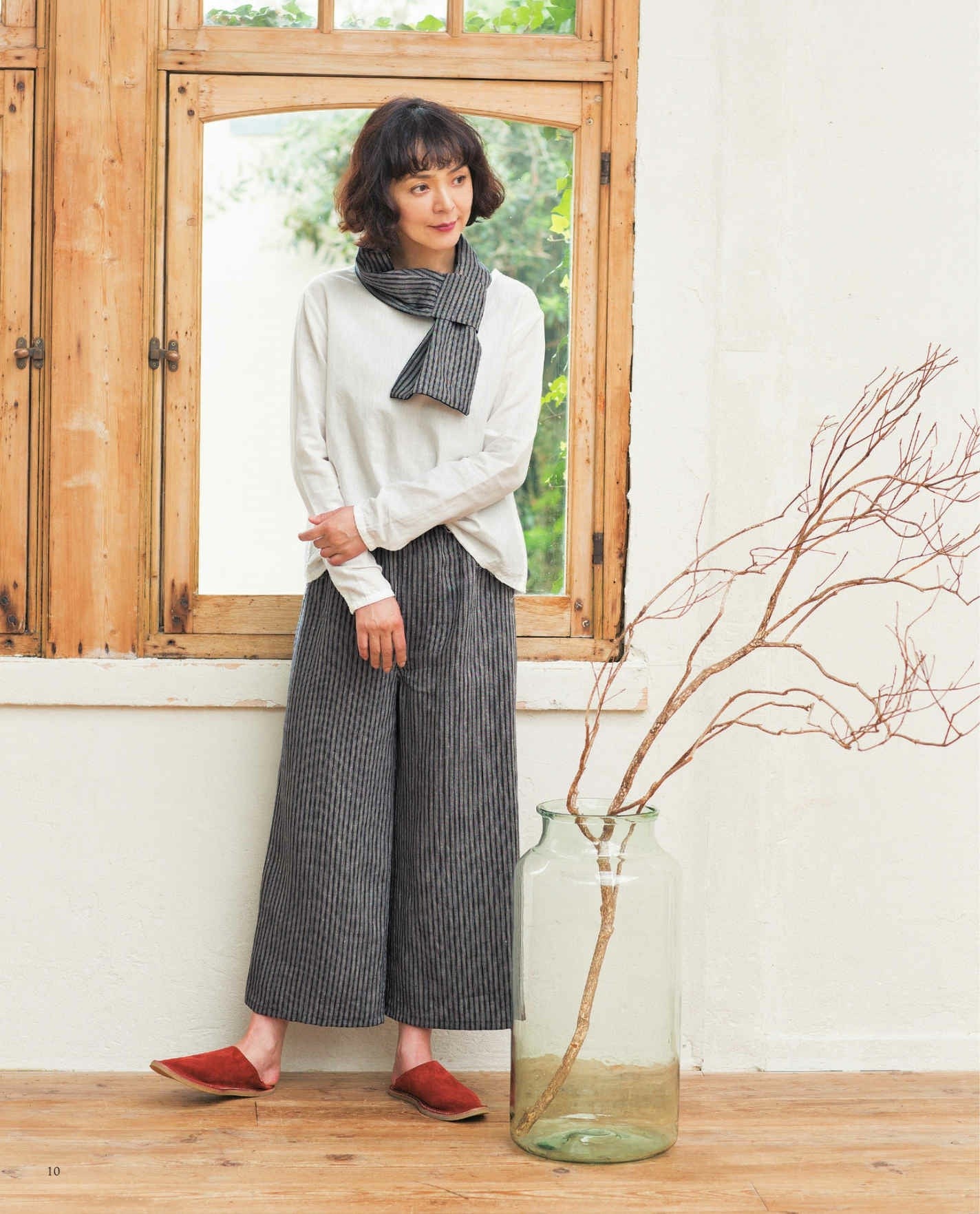 Comfortable Hand-Stitched Fashionable Clothes (Watashi no Country Supplement)