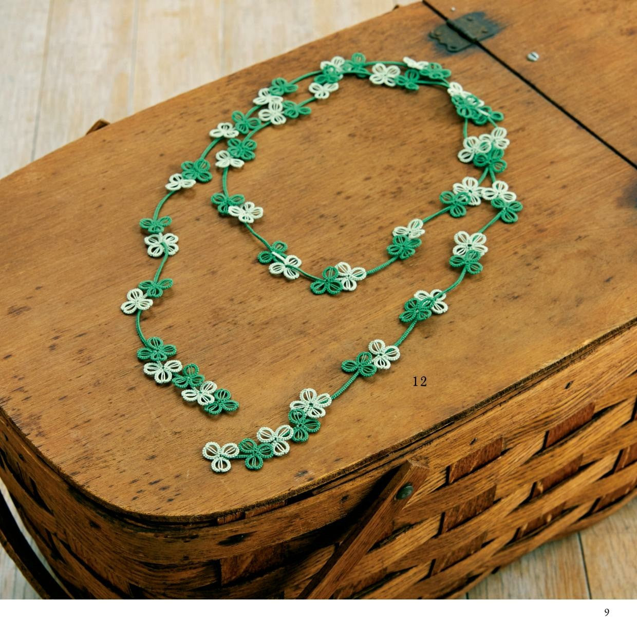 Cute Tiny Flowers Tatting Lace