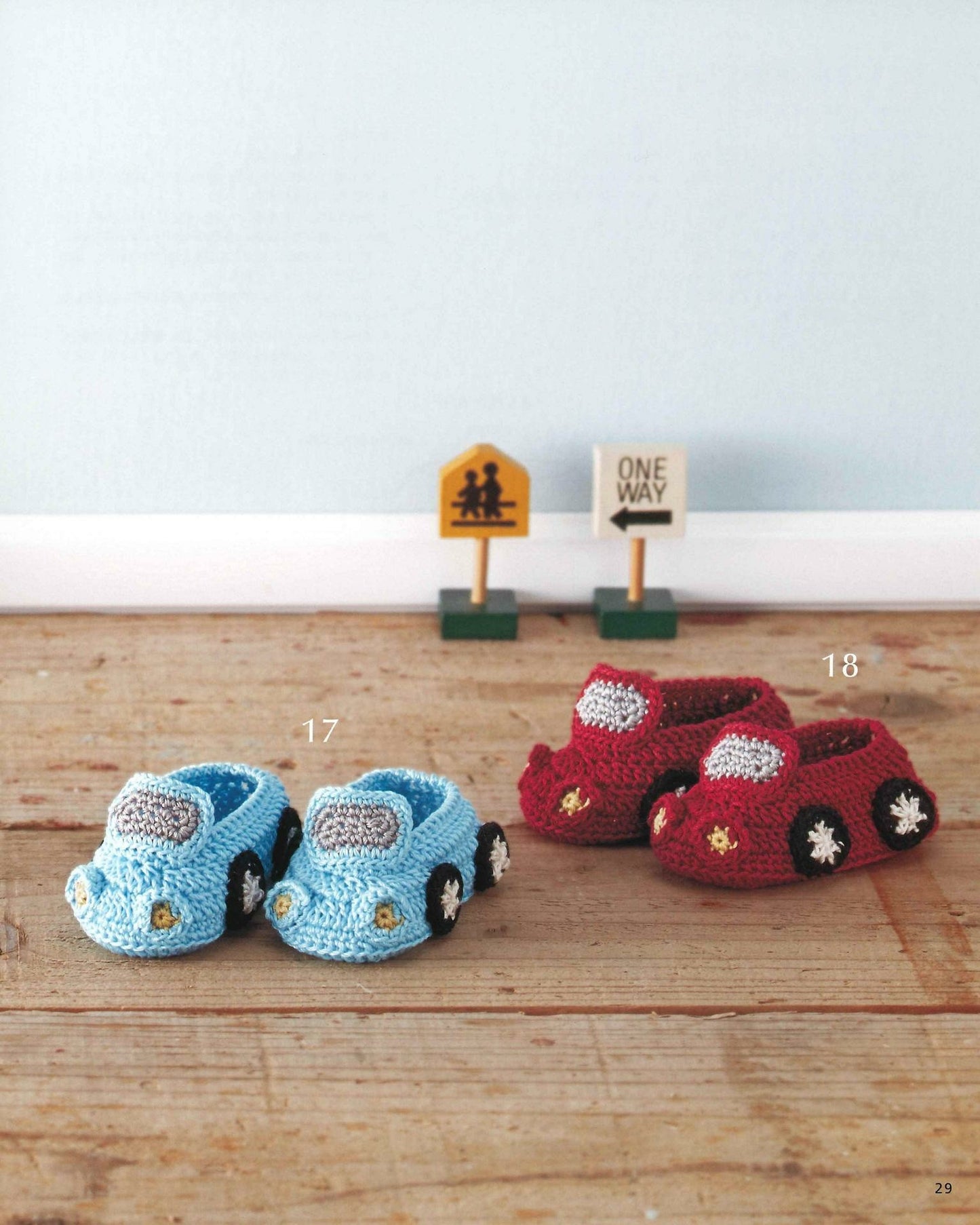 Happiness Baby Shoes Knitted with Crochet